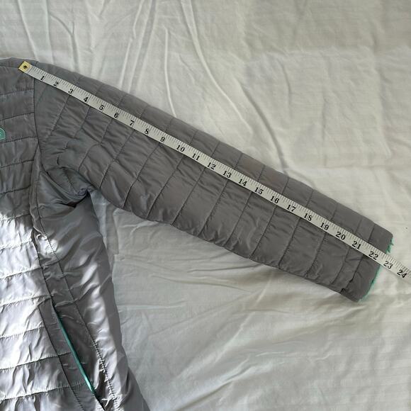 The North Face Grey Green Fleece Lined Reversible Girls Jacket USL 14-16 - Picture 6 of 9